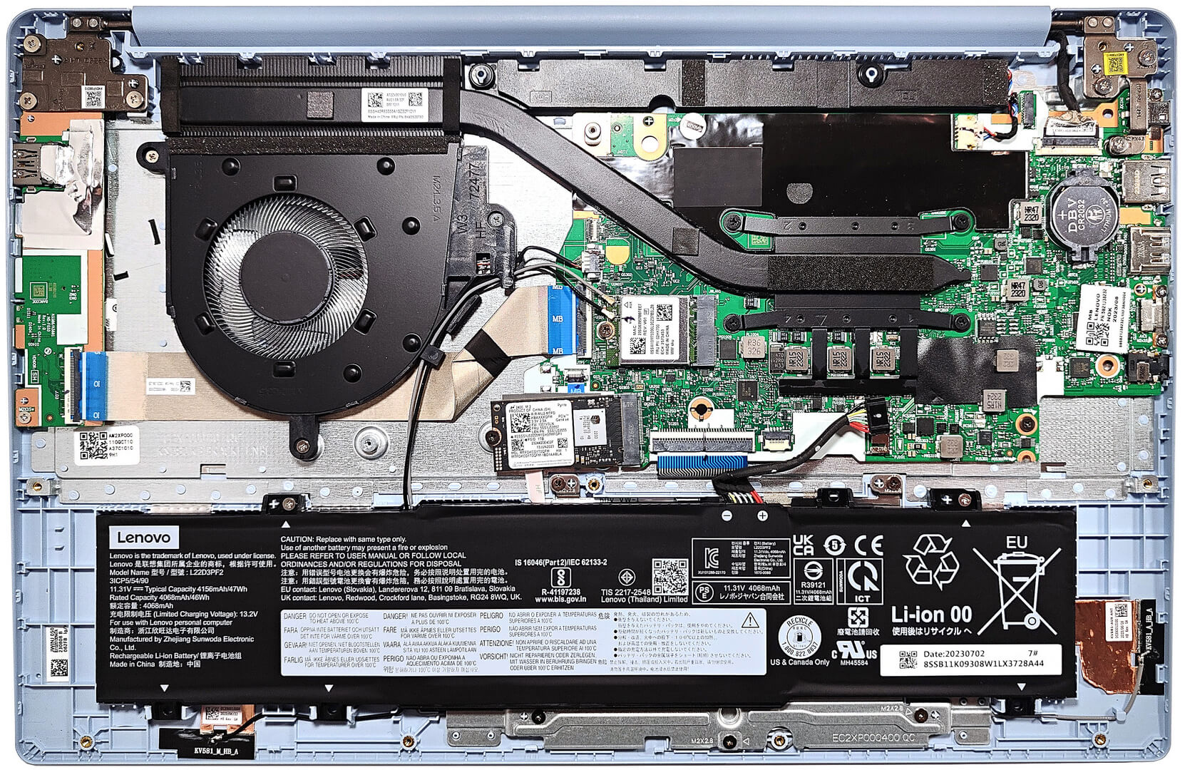 Internal Photo of Lenovo IdeaPad Slim 3 15IRU8 15IAN8 15ABR8 15AMN8 15IRH8 15IAH8 KS580 bottom case D cover gray (IdeaPad Slim 3 15ABR8)